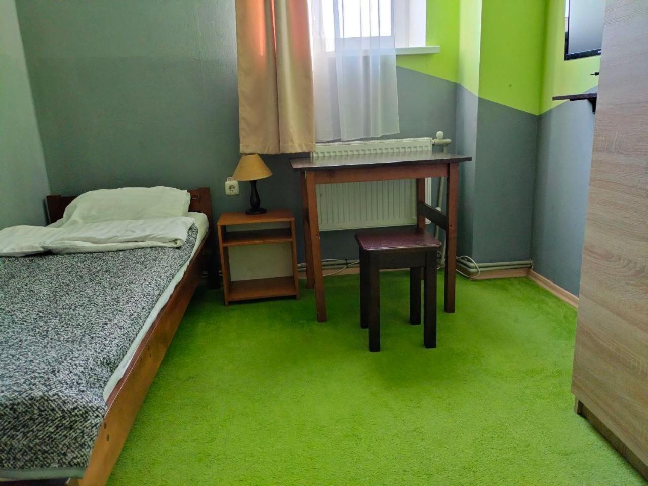 Mini-Hotel Ocean Киев Екстериор снимка