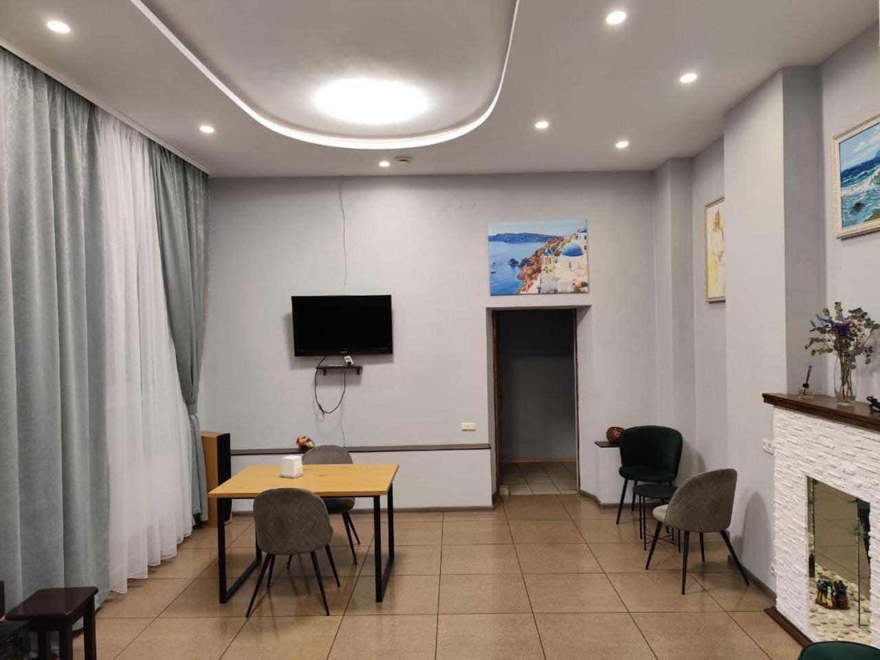 Mini-Hotel Ocean Киев Екстериор снимка
